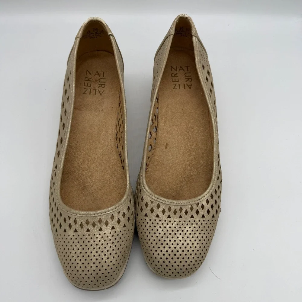 Naturalizer Brina Gold‎ Perforated Wedge Pumps Shoes Womens 7.5M